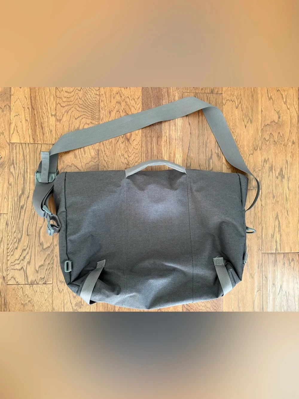 Timbuk2 Gray Classic Messenger Bag (Large)